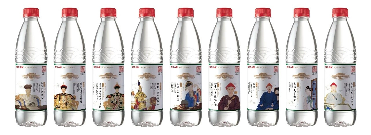 农夫山泉又出“故宫瓶”,为什么品牌都爱“瓶子营销”?