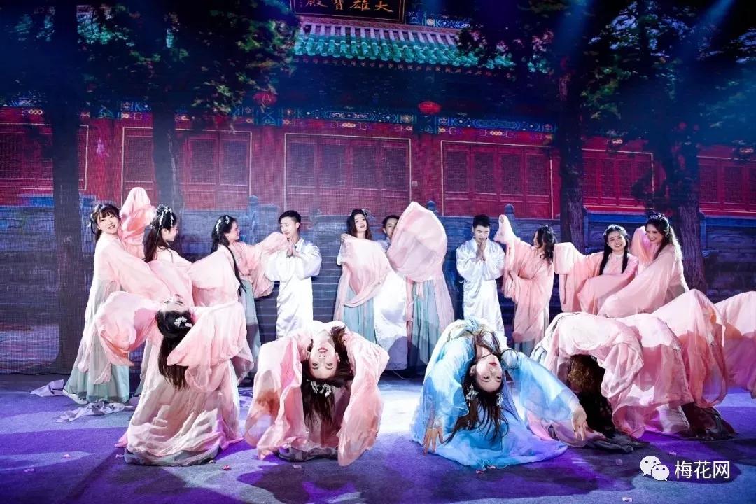 看完别人家的“年会”,我酸了!(多图警告)