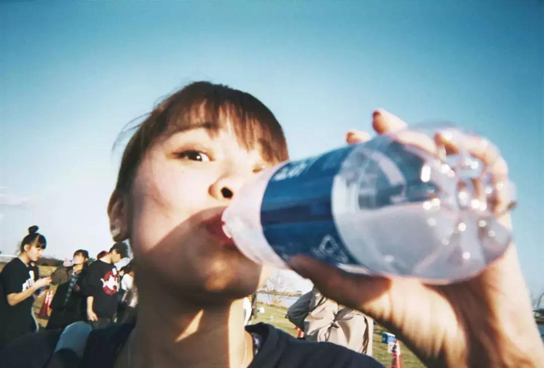 燃爆!日本广告“一镜到底”集760位师生狂飙热舞,瞬间获上w点赞!