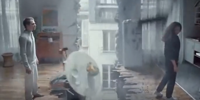 海外一周丨可乐卖咖啡,三星讲历史,鳄鱼讲故事……