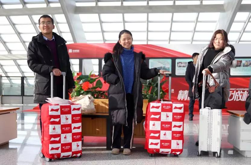 雅仕维新春守护!北京京城地铁机场线百威专