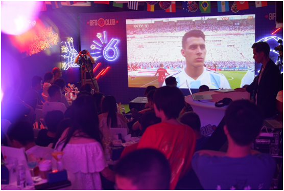 为了看球,我们爆改了广发证券的营业厅