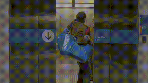 两个大男人居然在电梯里过圣诞节?宜家圣诞广告脑洞大开!