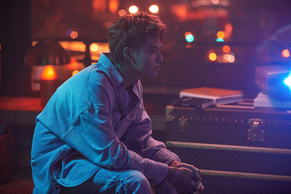 见证非“凡”之旅 路易威登 X 吴亦凡