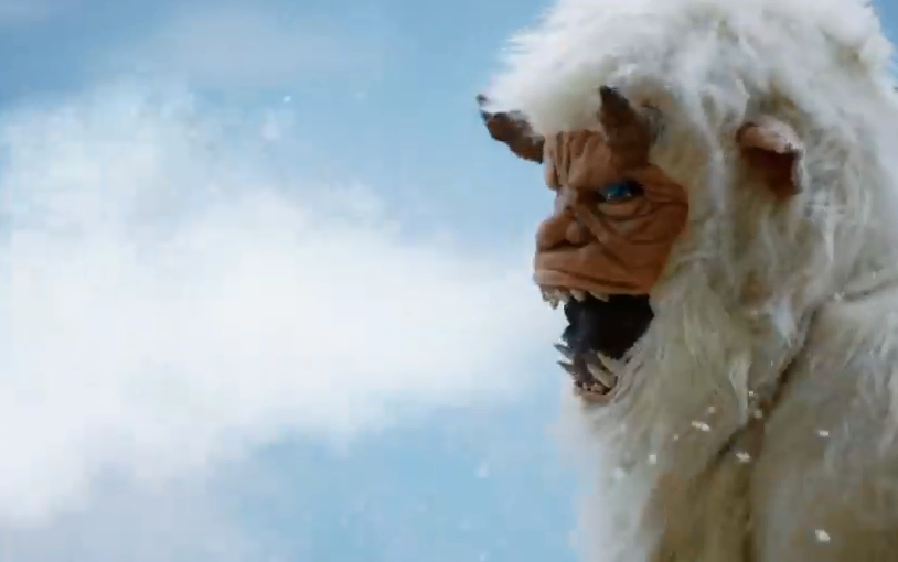 这个戛纳创意奖拿到手软的品牌,拍了部沙雕版《哥斯拉》