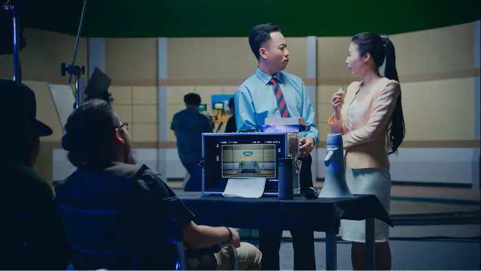 京东拍了一支2018年度最闹心广告?!