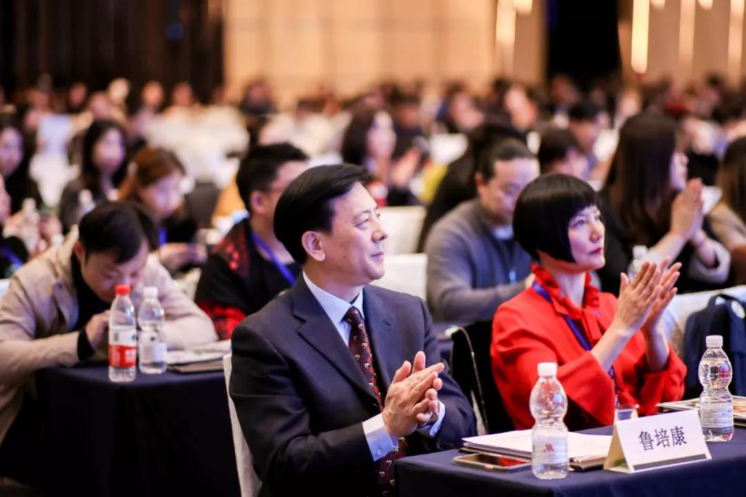 三大主题活动完美收官,中国广告再启新程