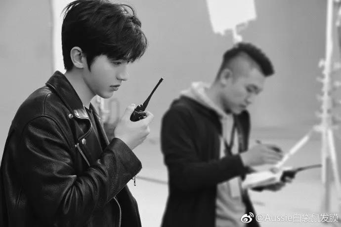 蔡徐坤代言AUSSIE,和KUN一起蓬蓬