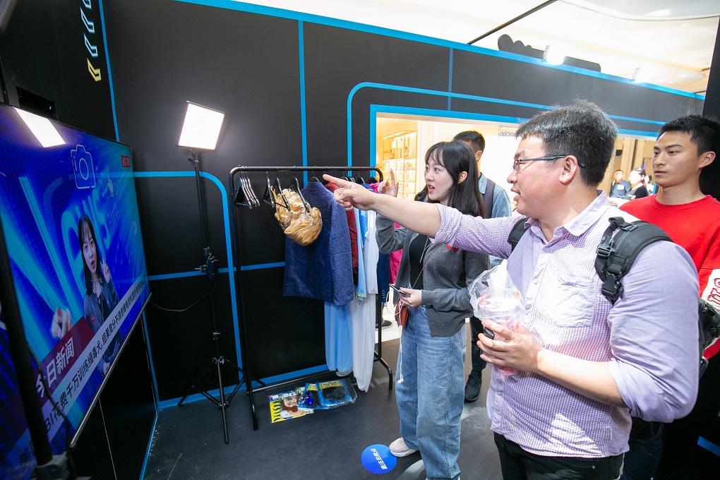 为了这个节,全世界人民都不淡定了