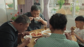 苏宁的这个“老蹭”,简直是广告里的苏大强!