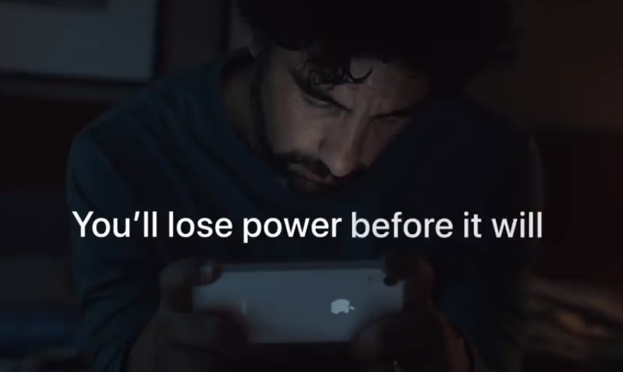 海外一周丨苹果新广告,全程哈哈哈哈哈哈哈......