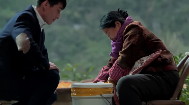  Apple新春贺岁广告片来袭，这次是《一个桶》