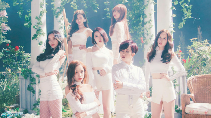 京东时尚:与练习生一起fashion!