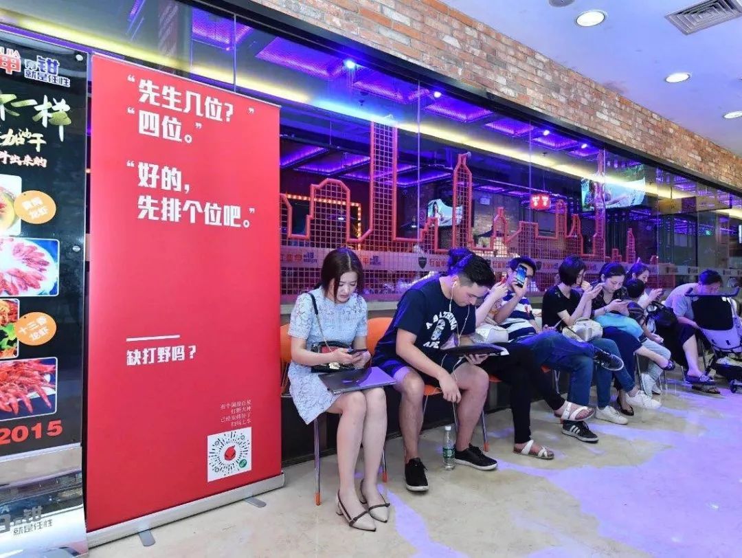 暴鸡电竞丨今年ChinaJoy最有毒的一波广告