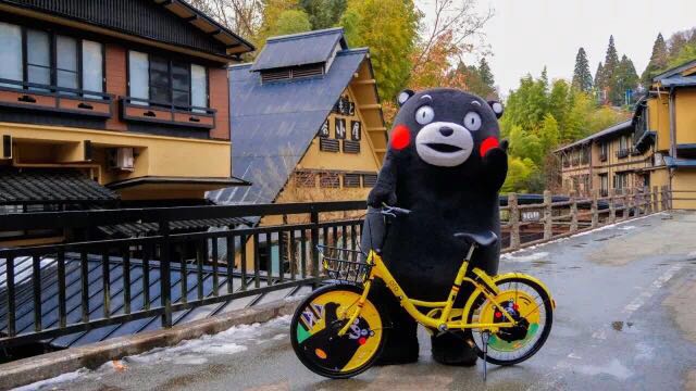 ofo小黄车和熊部长在一起啦