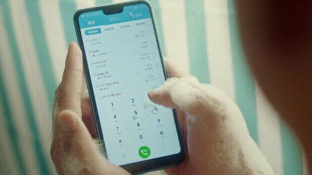 荣耀10GT:湿手解锁,化解你生活中的小尴尬