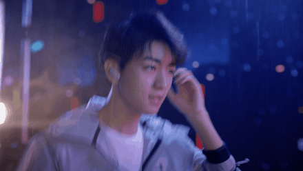 索尼 x 王俊凯特别款套装,你pick了