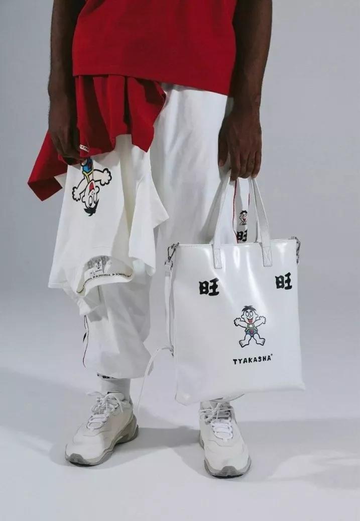 旺旺卖衣服了!再看我把你穿在身上 | 梅花专访