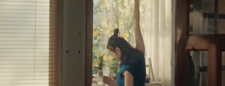 为了找回生活中被遗失的能量,天猫拍了支《新鲜女子图鉴》