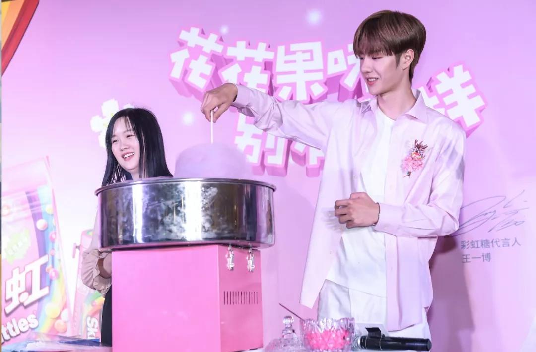 社畜青年想要成就感,到底有多难?