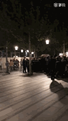 迪士尼小镇挤到爆炸、粉丝吐槽上热搜，漫威电影宣发是怎么一步步垮掉的？