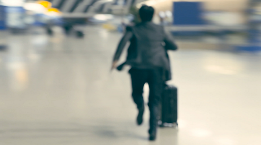 Michael王今早赶飞机迟到了!