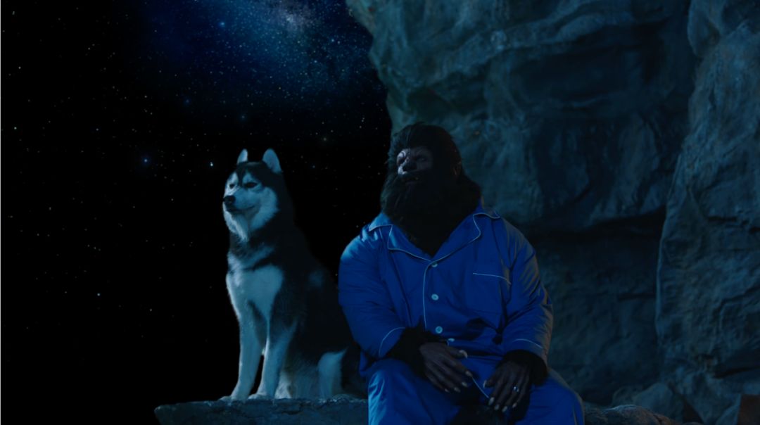 去年那个不是人的广告,居然敢出续集?