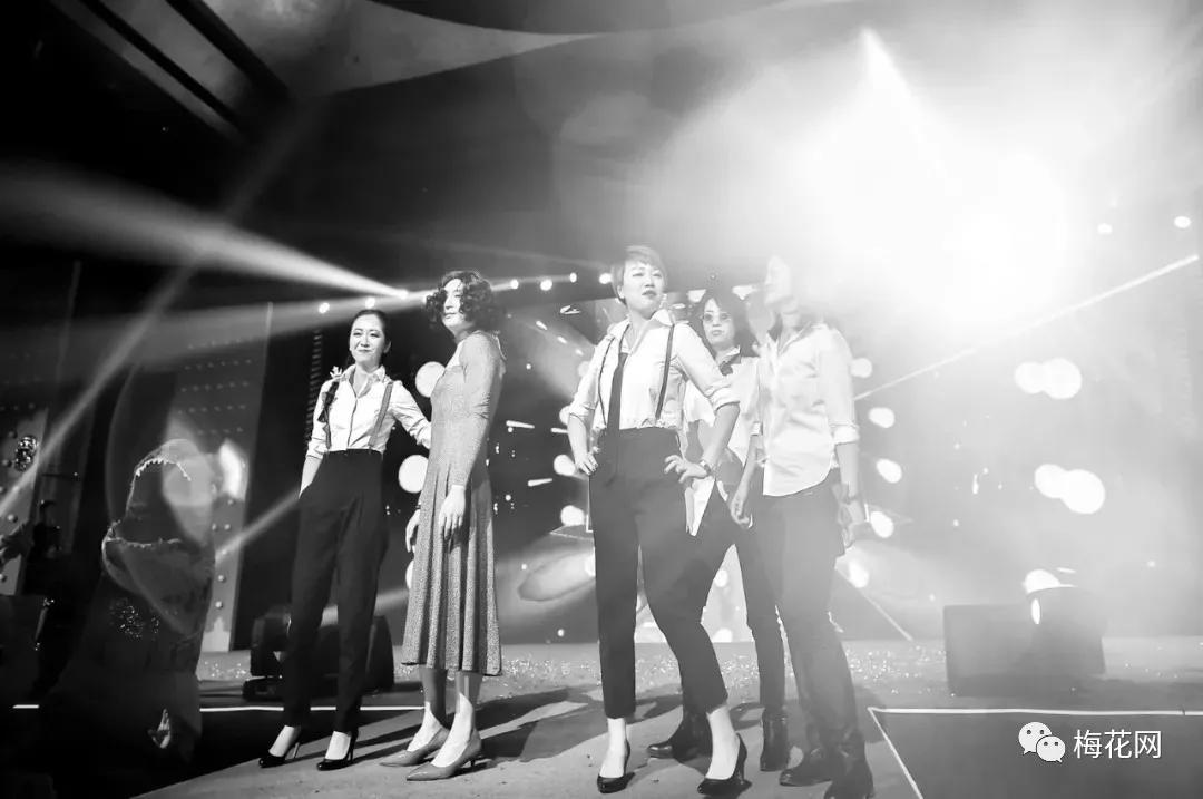 看完别人家的“年会”,我酸了!(多图警告)