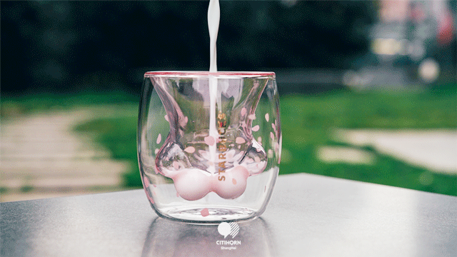 星巴克 “猫爪杯”被疯抢!网友:又要缴智商税了