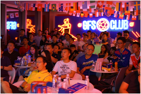 为了看球,我们爆改了广发证券的营业厅