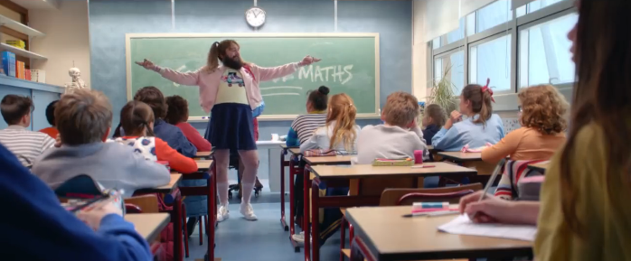 大叔变身小萝莉,汉堡王这波广告“辣眼睛”!