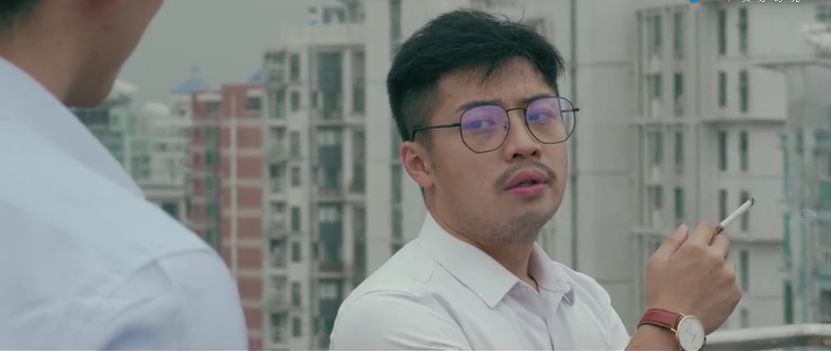 比佛利神反转广告《天台上的男人》