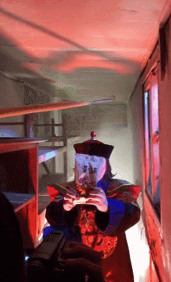 呵呵,黄飞红,你戏真多!