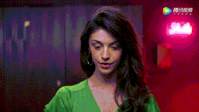 买不起华为,我看看广告总可以吧!