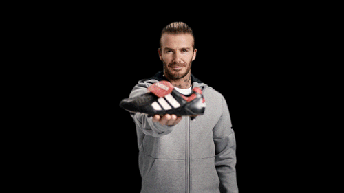 贝克汉姆用皮影戏来传递世界杯的记忆