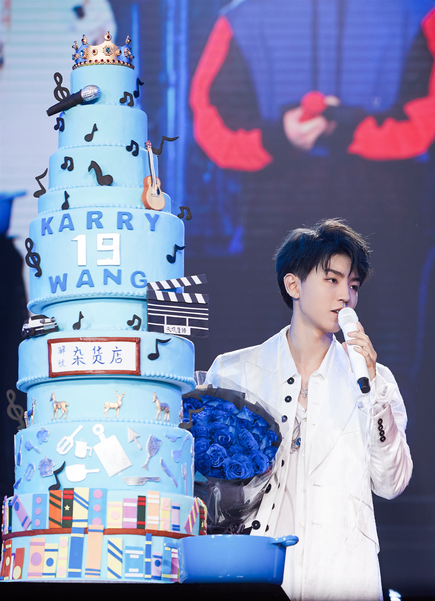 索尼 x 王俊凯特别款套装,你pick了