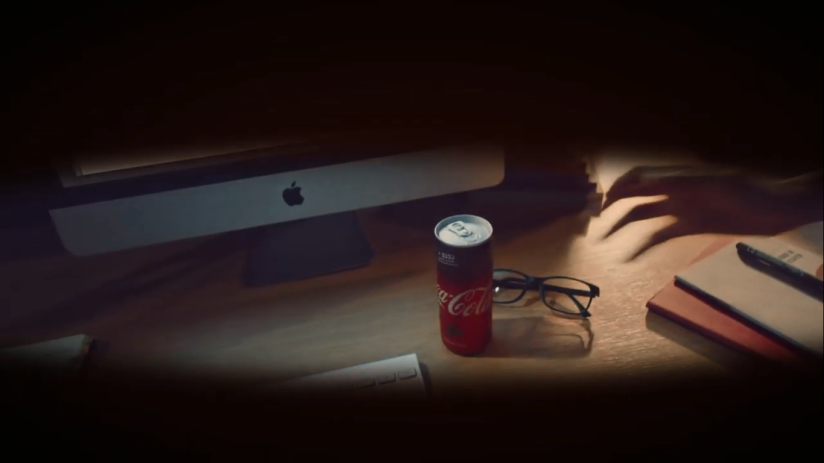 海外一周丨可乐卖咖啡,三星讲历史,鳄鱼讲故事……