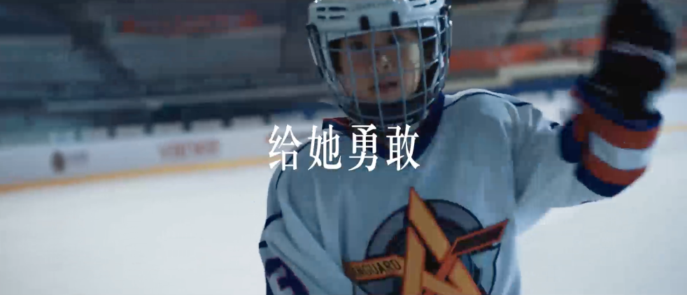 奔驰圣诞送礼指南:做Ta的圣诞老人,收获奇遇