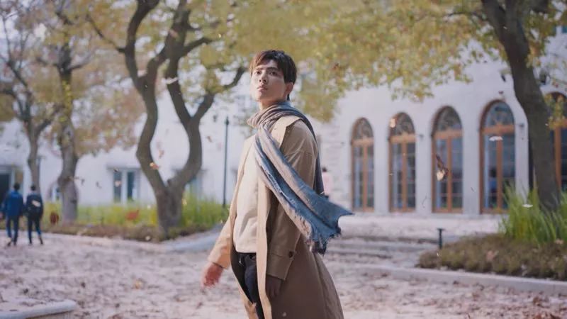 Old Spice:男人们醒醒吧,别再用女士沐浴露了