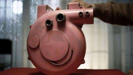 怎样写出《啥是佩奇》那样的文案神转折?