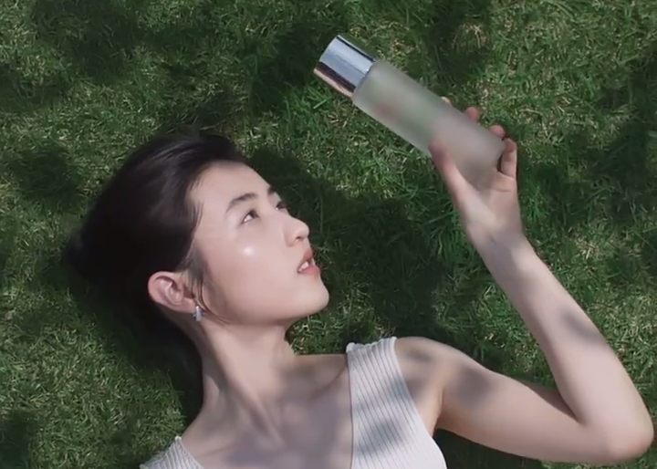 SK-IIx张子枫：你的夏天 素来自由