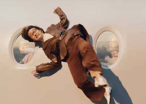 智联招聘60s求职短片，主角是一股股强风