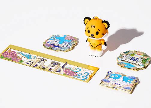 橙时再度携手哈尔滨华德学院 | 深度打造2026学年文创设计