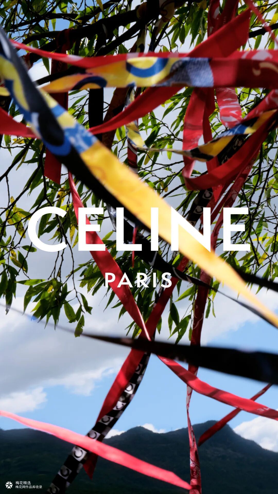 融合中国传统祈福习俗，CELINE 用一棵许愿树迎接新春