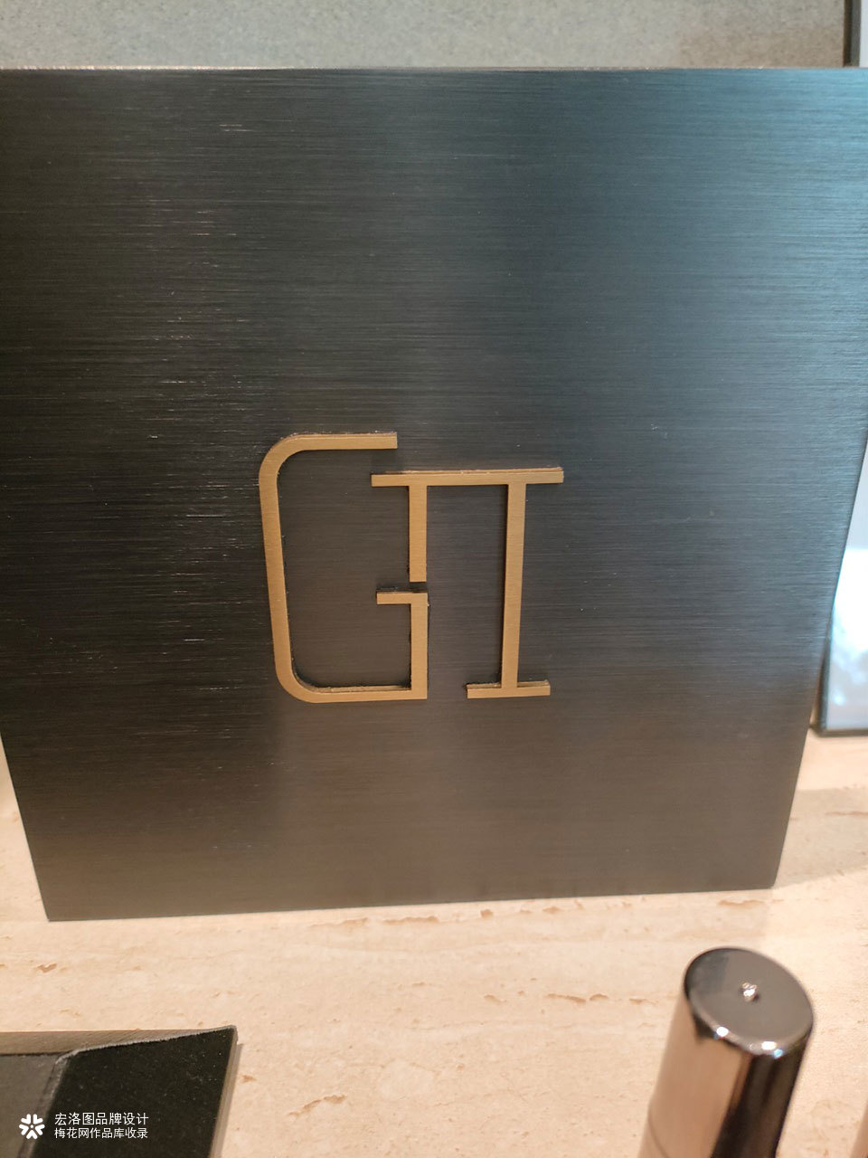 靓雅高级奢华化妆品GII极妒品牌包装设计