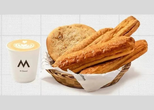 M Stand卖“烧饼”，250多家店一起上，油条大饼要成咖啡店标配了？