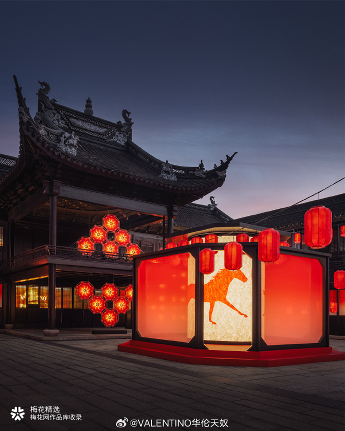 Valentino「华灯驭梦」新春灯会，点亮平安喜乐