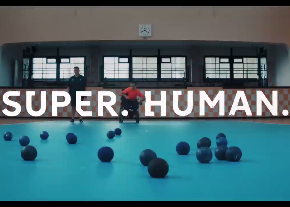 东京残奥会宣传片：有缺陷，但也是超级人类！
