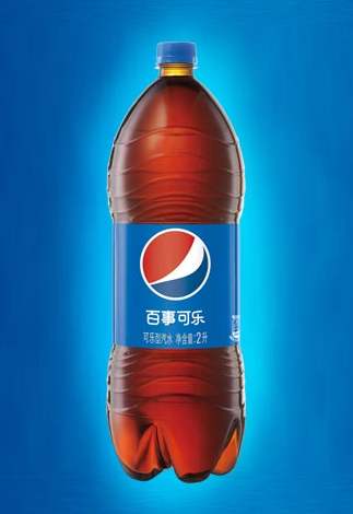 是长这样的而市面上,我们见到的大瓶百事可乐大家没少买大瓶装的饮品