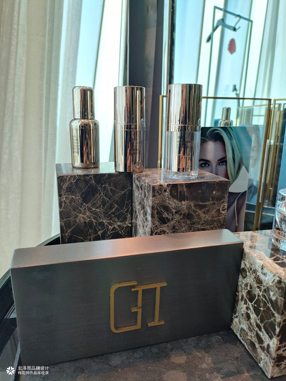 靓雅高级奢华化妆品GII极妒品牌包装设计